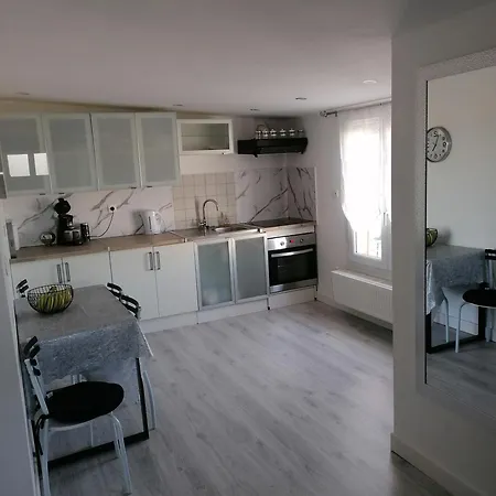 Appt Moderne 50M2 Avec Terrasse Appartement Rouvroy  Buitenkant foto
